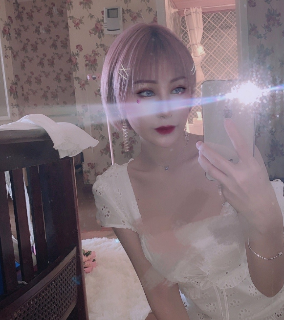 朋友介绍的上门美女